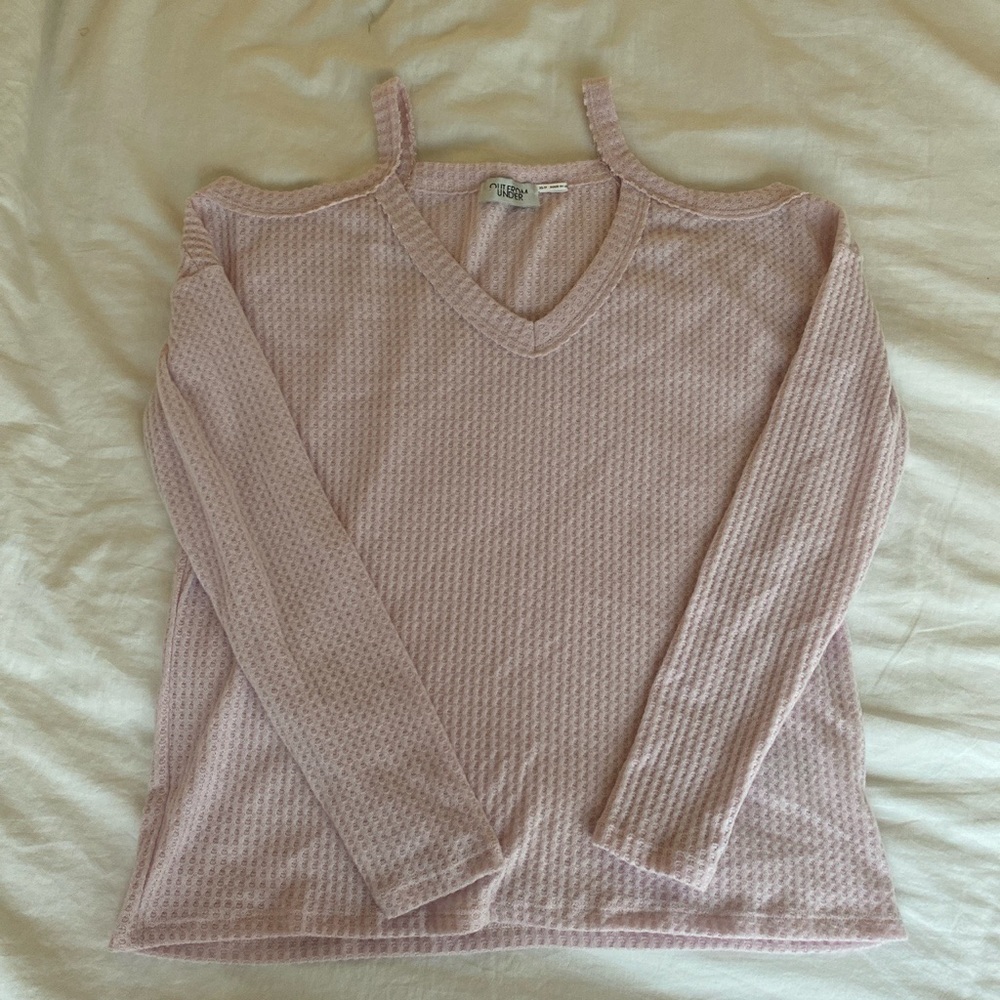Cold shoulder top from urban outfitters
